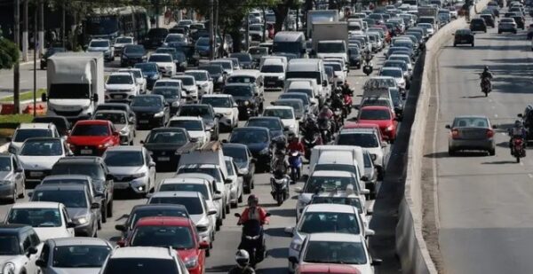 Isenção de IPVA para carros com mais de 20 anos já está em vigor