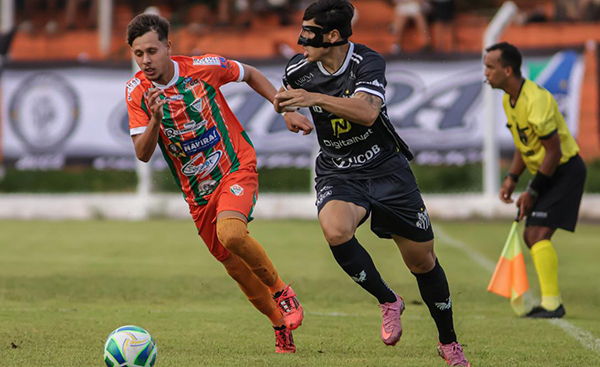 Naviraiense garante vaga na semifinal e briga por classificação se acirra no Estadual