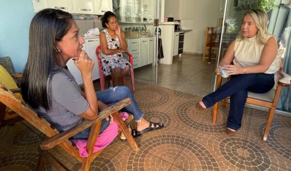 Lia Nogueira une inovação e escuta em agenda em Ponta Porã