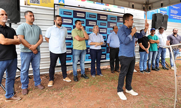 Prefeitura de Dourados retoma obra do Ceim Vila Erondina após mais de 6 anos de abandono