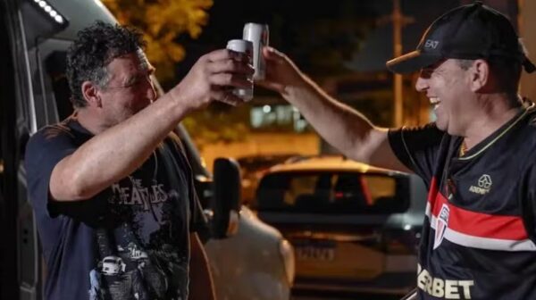 A onda de brasileiros de direita que buscam residência no Paraguai; ‘Somos oprimidos no Brasil’