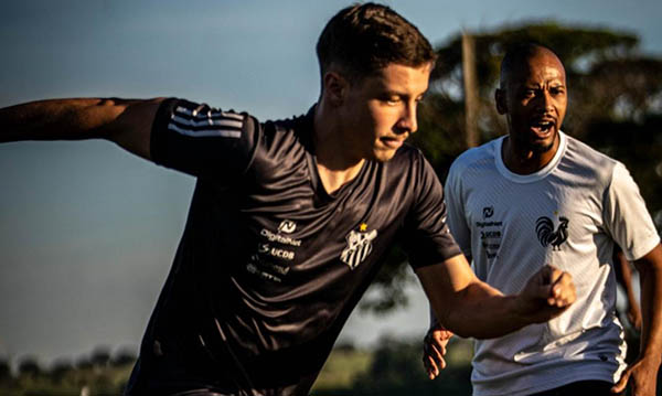 Operário enfrenta Primavera para seguir na luta por classificação na Copa Verde