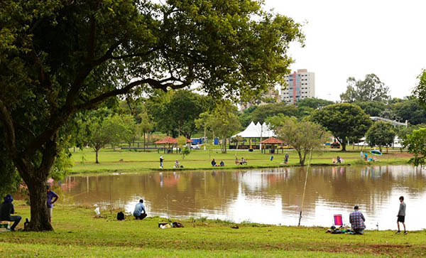 Feriado do Dia do Trabalho tem pesca liberada no Parque Antenor Martins