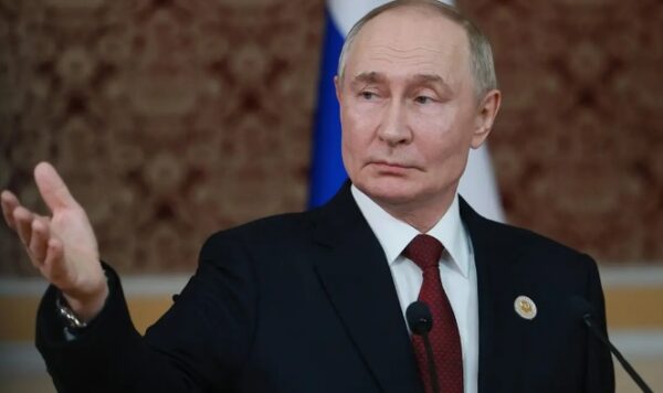 Putin afirma em reunião que fará de tudo ao seu alcance para ajudar o Irã