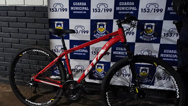 Adolescente é apreendido com bicicleta furtada em Dourados