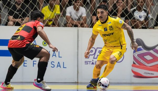 Juventude AG vira sobre Sport e conquista primeira vitória na LNF