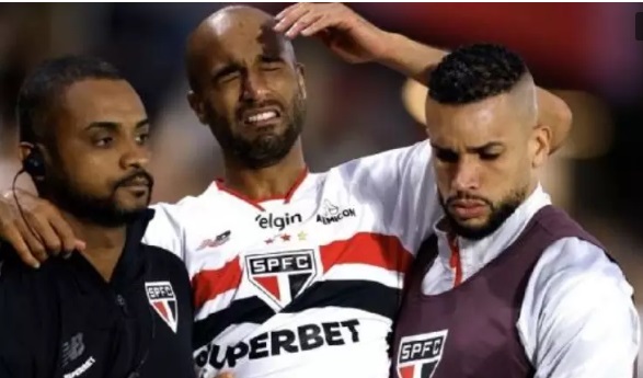 Lucas Moura vai passar por cirurgia de ruptura total do tendão de Aquiles