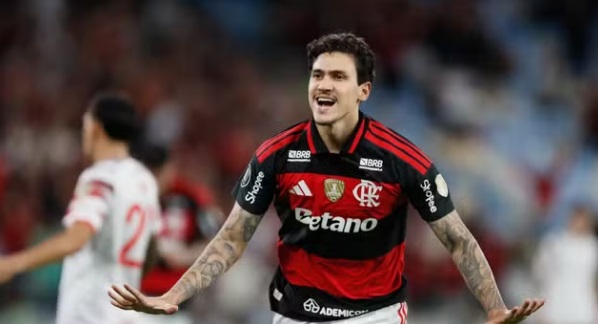 Flamengo supera o Estudiantes e avança na Libertadores