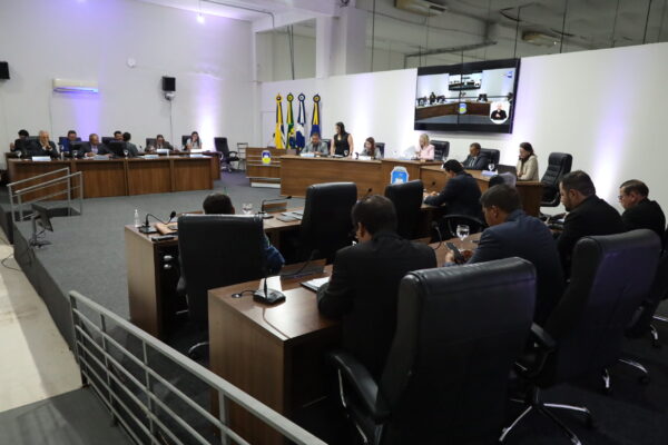 Em 1º votação, vereadores de Dourados aprovam a LDO para 2027