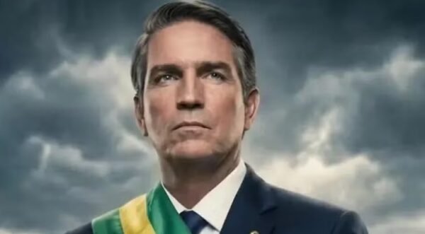 Polícia apura se houve uso indireto de verba pública no filme de Bolsonaro