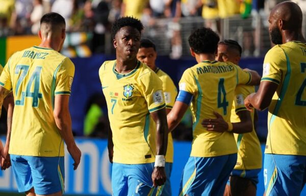 Brasil descobre hoje se pegará Japão, Holanda ou Suécia na próxima fase