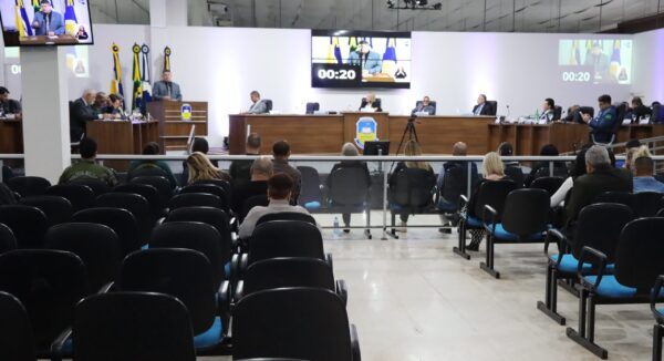 Câmara de Dourados conclui votação  da LDO antes do recesso parlamentar