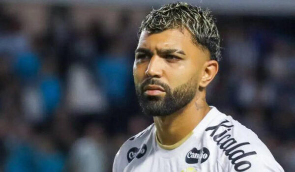 Gabigol rompe o silêncio após postura de Neymar no Santos
