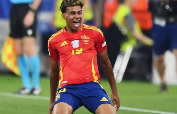 Lamine Yamal tem atitude inesperada após vitória da Espanha
