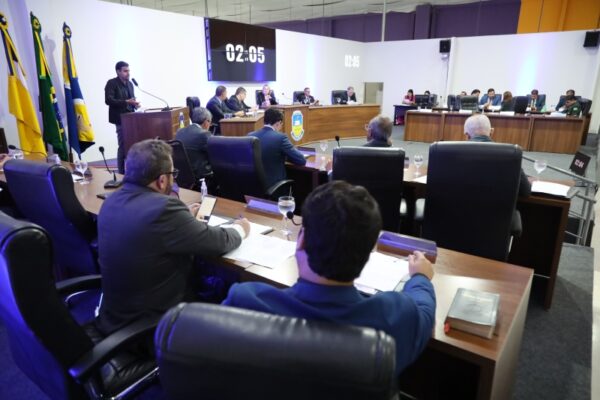 Câmara de Dourados fortalece debate sobre políticas públicas para a juventude