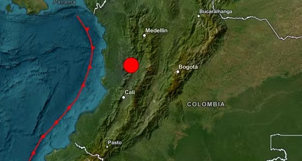 Terremoto de magnitude 7,4 atinge a Colômbia e chacoalha Bogotá
