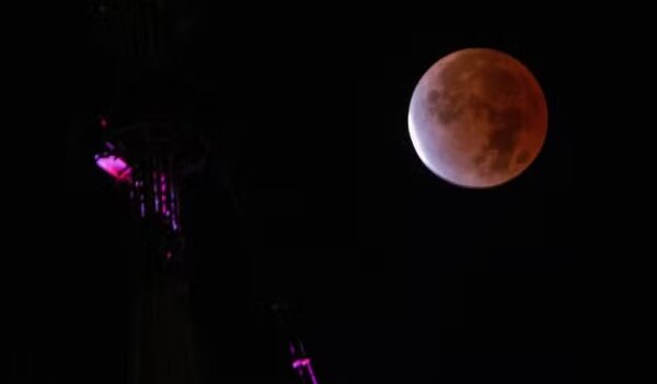Eclipse lunar poderá ser visto na noite de hoje em todo o Brasil