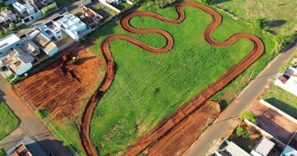 Naviraí ganha primeira pista de bikecross em área reaproveitada pela prefeitura