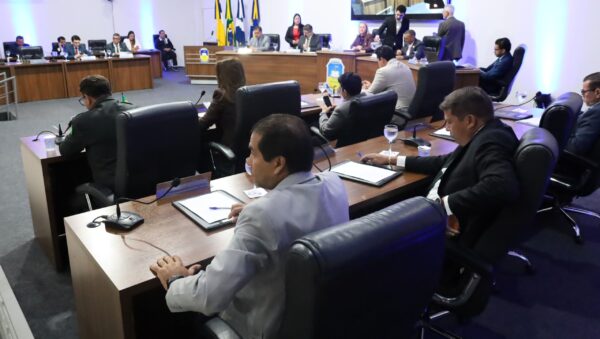 Câmara recebe profissionais de enfermagem e apoia luta por valorização da categoria