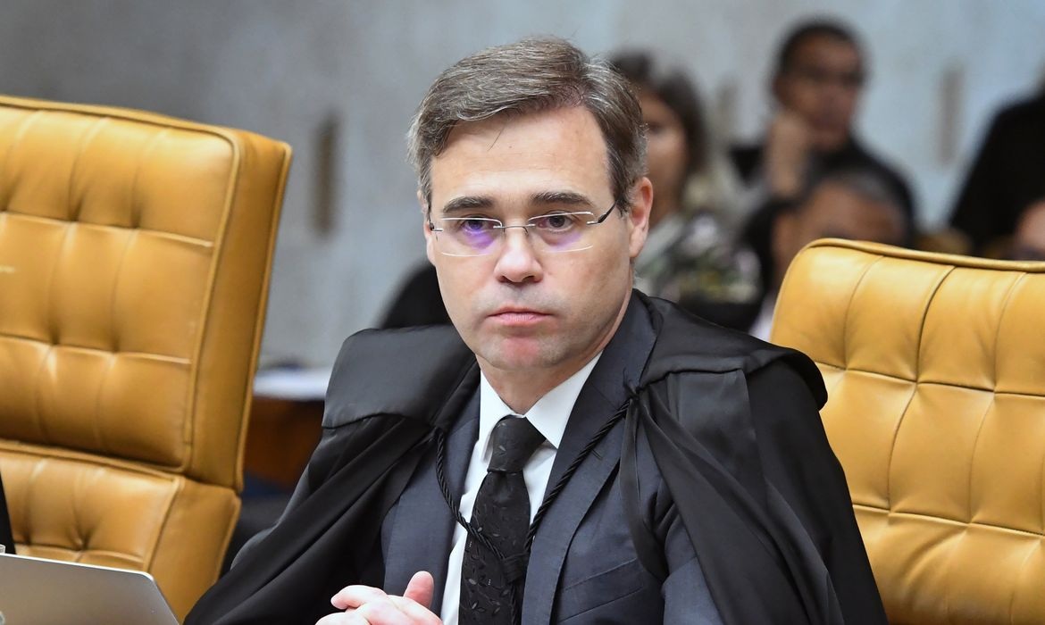 André Mendonça admite encontro com Vorcaro “uma única vez”