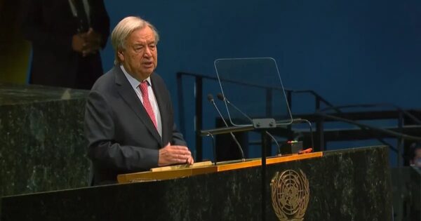 Secretário-geral da ONU alerta para avanço de guerras e riscos da IA
